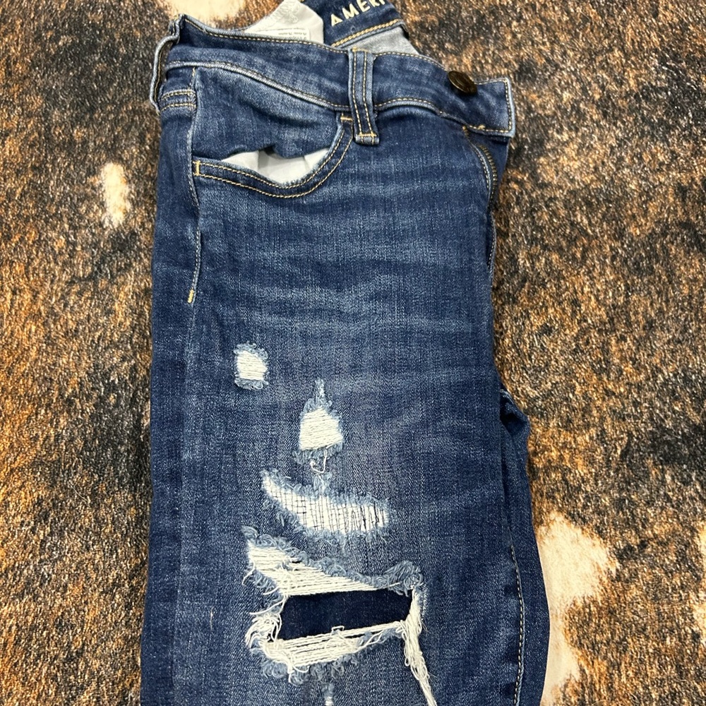 Ripped skinny AE jeans